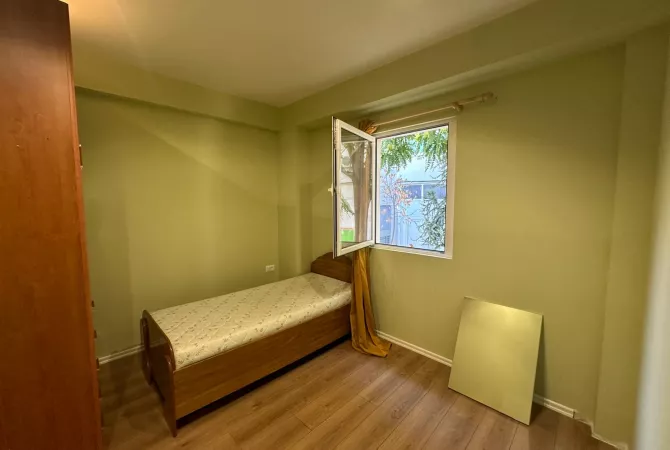 Shtepi me qera 1+1 ne Tirane - 350 Euro