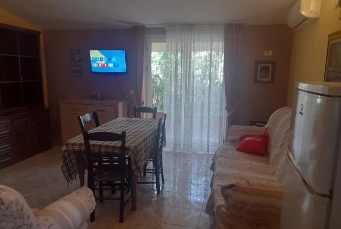 Shtepi me qera 2+1 ne Tirane - 600 Euro