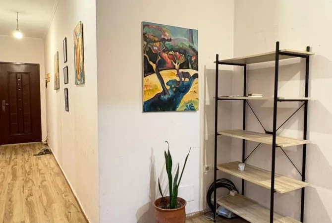 Shtepi me qera Apartament ne Tirane, 2+1, Mobilimi E mobiluar, Pagesa 550  Euro.