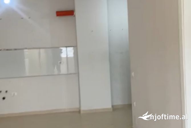 Shtepi ne shitje 1+1 ne Tirane - 77,000 Euro