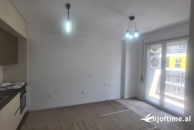 Shtepi me qera 1+1 ne Tirane - 300 Euro