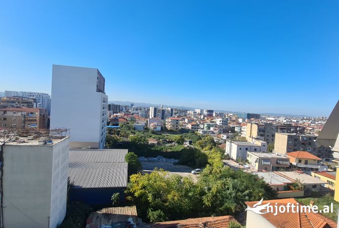 Ambient biznesi ne shitje 3+1 ne Tirane - 537,000 Euro