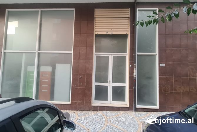 Ambient biznesi ne shitje 2+1 ne Tirane - 90,000 Euro