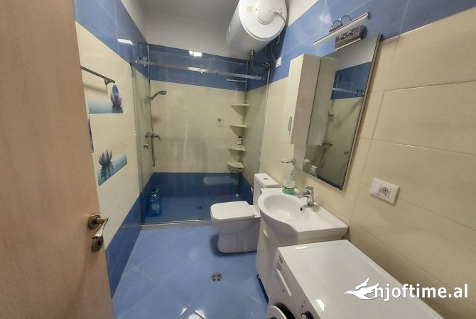 Shtepi me qera Apartament ne Tirane, 2+1, Mobilimi E mobiluar, Pagesa 600  Euro.