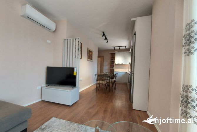 Shtepi me qera Apartament ne Tirane, 2+1, Mobilimi E mobiluar, Pagesa 600  Euro.