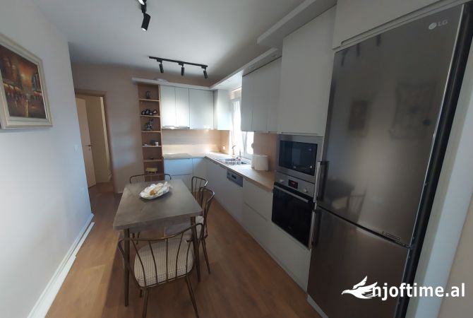 Shtepi me qera 2+1 ne Tirane - 600 Euro