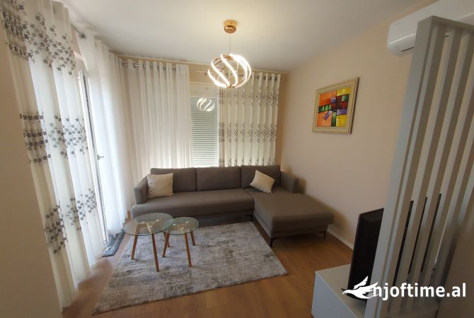 Shtepi me qera 2+1 ne Tirane - 600 Euro