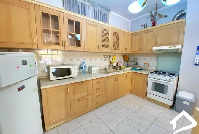 Shtepi me qera 3+1 ne Tirane - 750 Euro