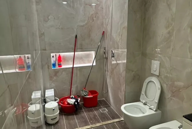 Shtepi me qera Apartament ne Tirane, 2+1, Mobilimi E mobiluar, Pagesa 700  Euro.