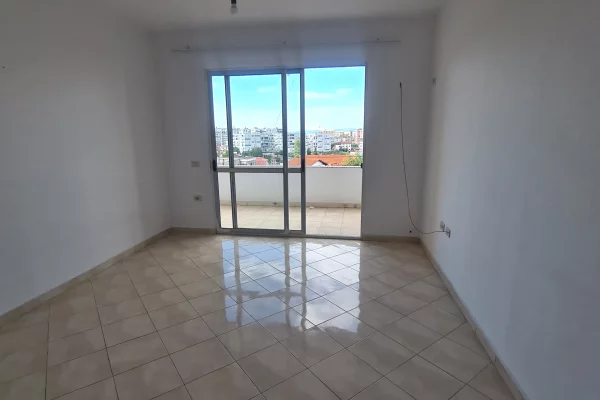 Shtepi me qera 1+1 ne Tirane - 25,000 Leke