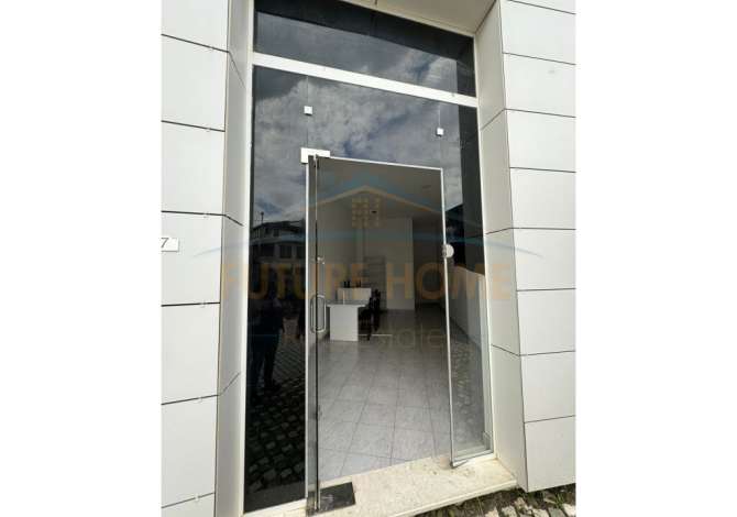 Ambient biznesi me qera 1+1 ne Tirane - 250 Euro