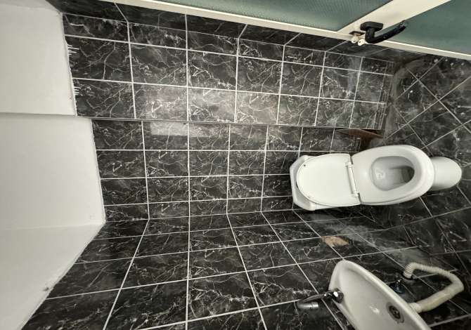 Ambient biznesi ne shitje 1+1 ne Tirane - 40,000 Euro