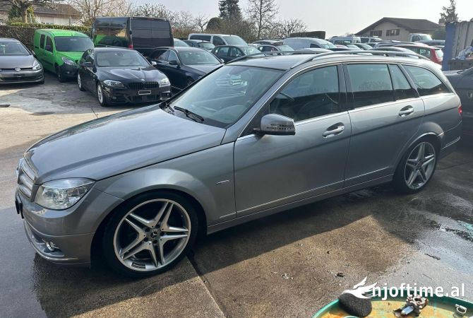 Auto in Vendita  a Tirana - 7,000 Euro