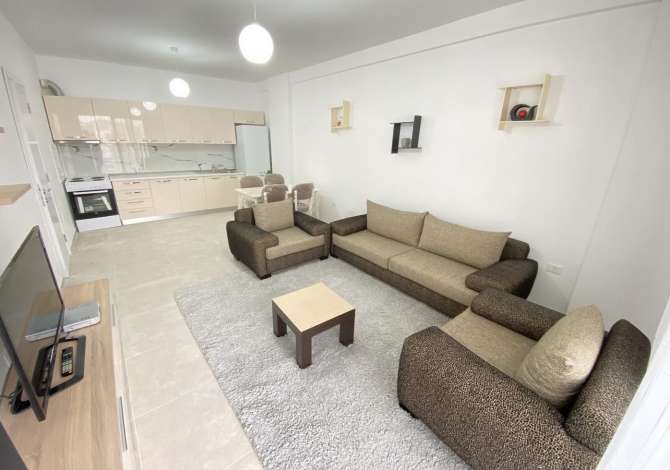 Shtepi me qera 1+1 ne Tirane - 400 Euro