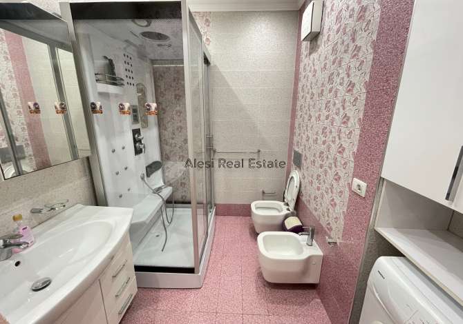 Shtepi me qera Apartament ne Tirane, 3+1, Mobilimi E mobiluar, Pagesa 600  Euro.