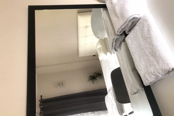 Shtepi me qera 1+1 ne Tirane - 60,000 Leke