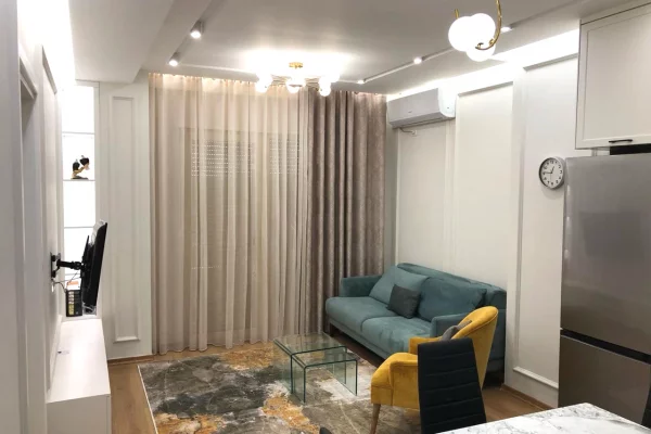 Shtepi me qera Apartament ne Tirane, 1+1, Mobilimi E mobiluar, Pagesa 550  Euro.