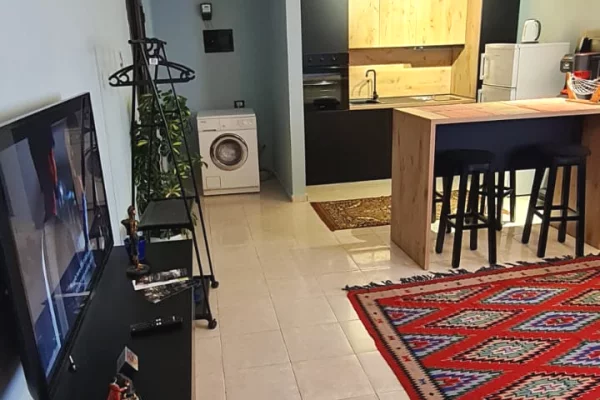 Shtepi me qera 1+1 ne Tirane - 550 Euro