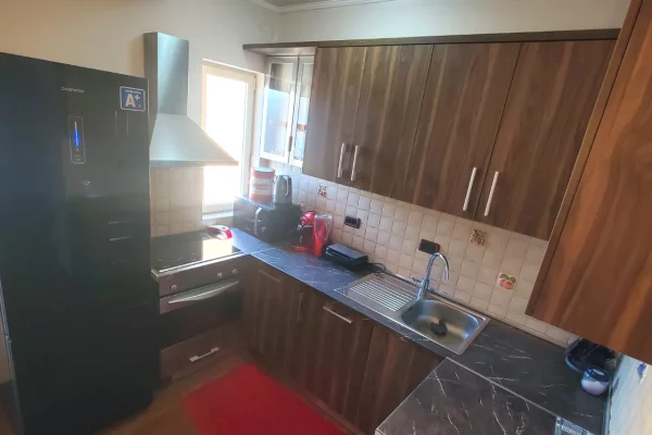 Shtepi ne shitje Apartament ne Tirane, 1+1, Mobilimi E mobiluar, Pagesa 12,500,000  Leke.