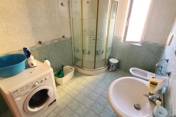 Shtepi ne shitje Apartament ne Tirane, 1+1, Mobilimi E mobiluar, Pagesa 12,500,000  Leke.