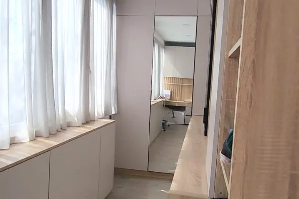 Shtepi ne shitje Apartament ne Tirane, 2+1, Mobilimi E mobiluar, Pagesa 21,000,000  Leke.