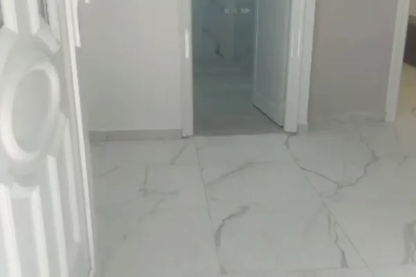 Ne 5 Maj, mbrapa Concord, 1+1, shpi private