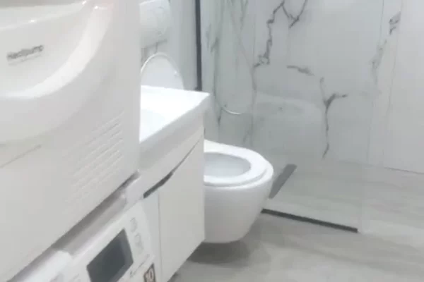 Shtepi me qera Apartament ne Tirane, 1+1, Mobilimi E mobiluar, Pagesa 45,000  Leke.