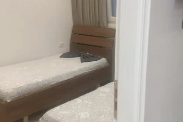 Shtepi me qera Apartament ne Tirane, 1+1, Mobilimi E mobiluar, Pagesa 45,000  Leke.