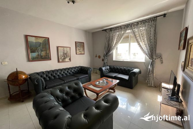 Shtepi me qera 2+1 ne Tirane - 600 Euro