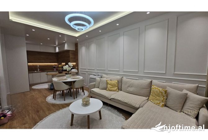 Shtepi ne shitje Apartament ne Tirane, 2+1, Mobilimi E mobiluar, Pagesa 225,000  Euro.