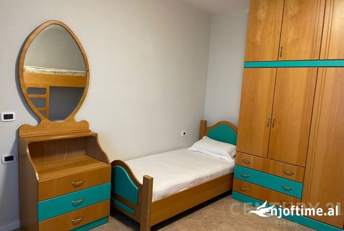 Shtepi me qera Apartament ne Tirane, 2+1, Mobilimi E mobiluar, Pagesa 600  Euro.