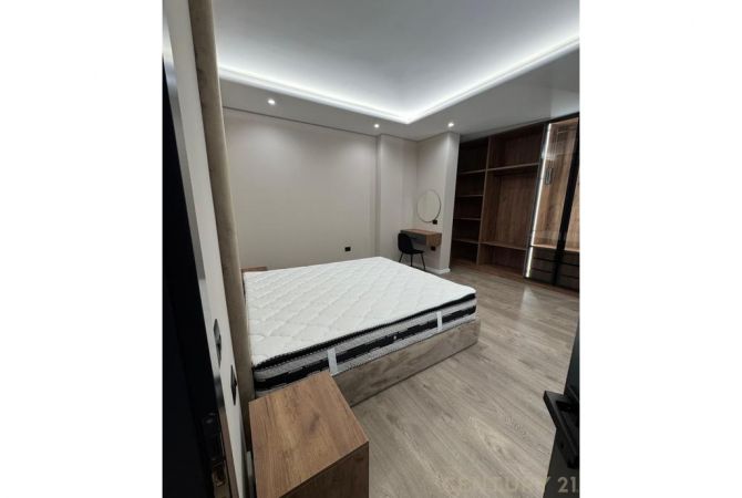 Shtepi ne shitje 1+1 ne Tirane - 140,000 Euro