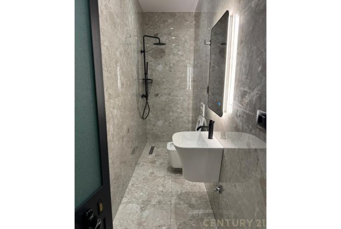 Shtepi ne shitje Apartament ne Tirane, 1+1, Mobilimi E mobiluar, Pagesa 140,000  Euro.