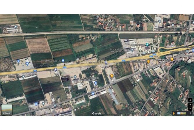 Truall ose Toke  ne Tirane - 250,000 Euro