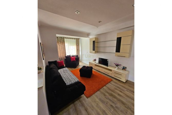 Shtepi ne shitje Apartament ne Tirane, 2+1, Mobilimi E mobiluar, Pagesa 120,000  Euro.