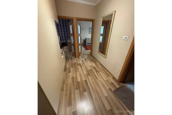 Shtepi ne shitje 1+1 ne Tirane - 135,000 Euro