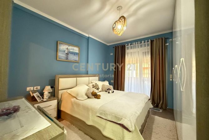 Shtepi ne shitje Apartament ne Tirane, 2+1, Mobilimi E mobiluar, Pagesa 140,000  Euro.