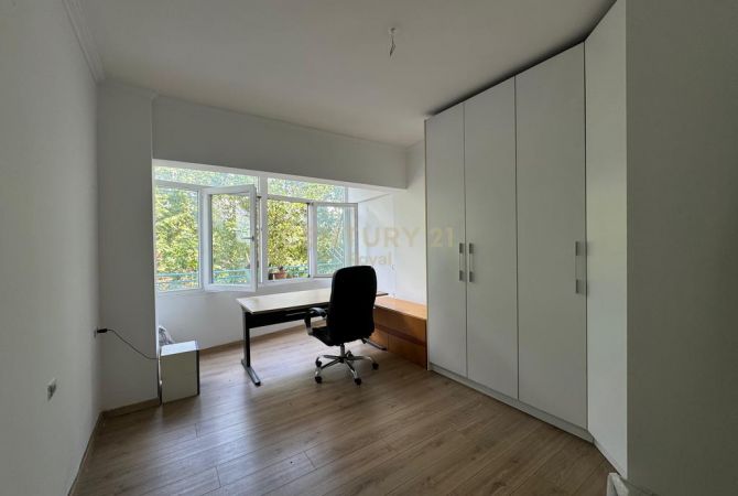 Shtepi ne shitje 2+1 ne Tirane - 176,500 Euro