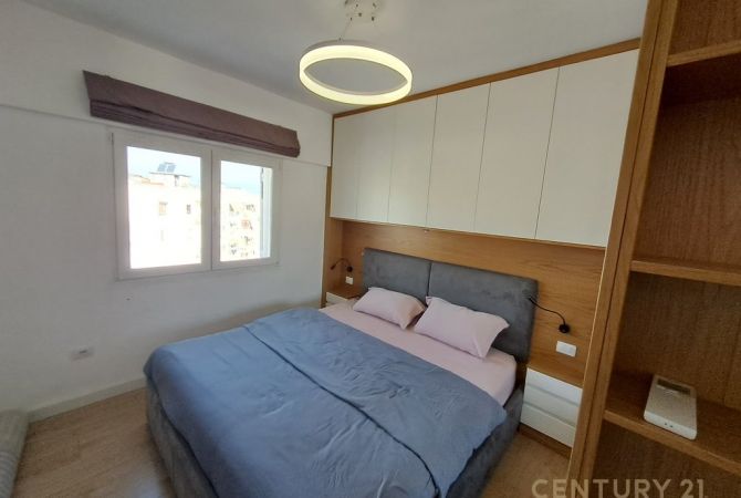 Shtepi me qera Apartament ne Tirane, 2+1, Mobilimi E mobiluar, Pagesa 650  Euro.
