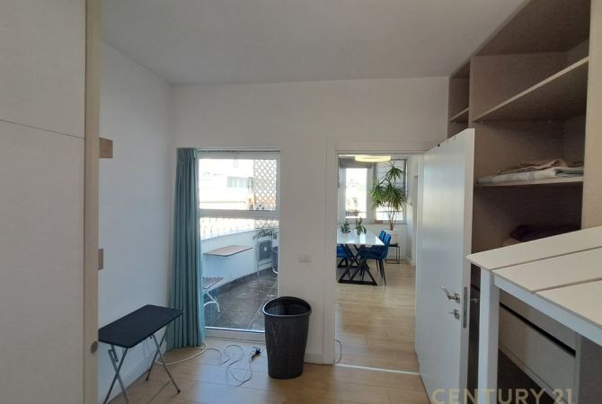 Shtepi me qera Apartament ne Tirane, 2+1, Mobilimi E mobiluar, Pagesa 650  Euro.