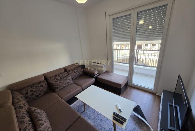 Shtepi me qera 1+1 ne Tirane - 450 Euro