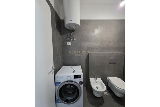 Shtepi me qera Apartament ne Tirane, 1+1, Mobilimi E mobiluar, Pagesa 450  Euro.