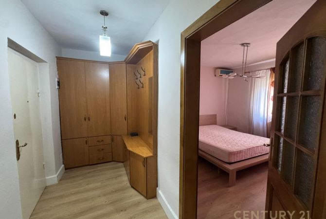 Shtepi me qera Apartament ne Tirane, 1+1, Mobilimi E mobiluar, Pagesa 500  Euro.