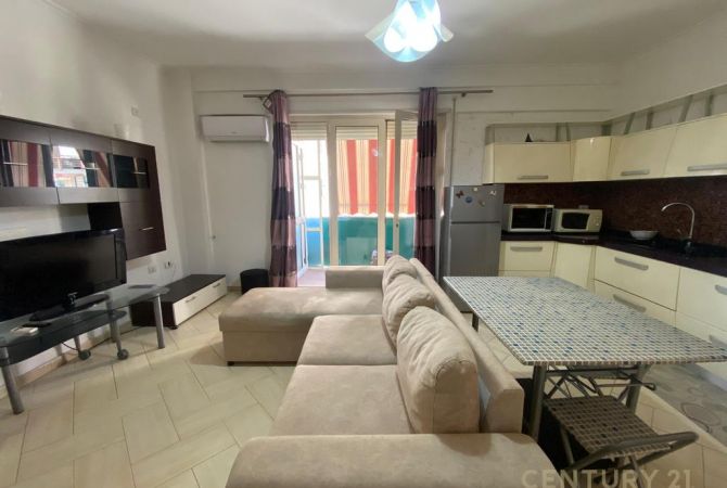 Shtepi me qera 1+1 ne Tirane - 550 Euro
