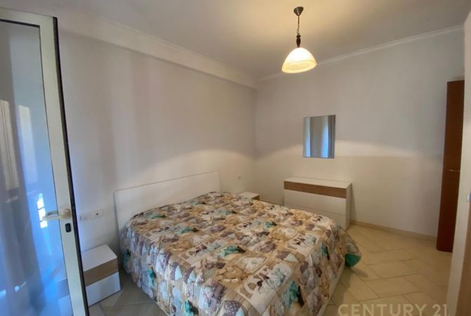 Shtepi me qera Apartament ne Tirane, 1+1, Mobilimi E mobiluar, Pagesa 550  Euro.