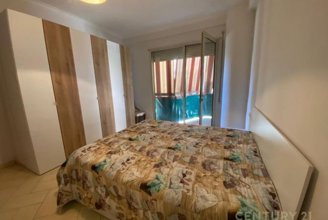 Shtepi me qera Apartament ne Tirane, 1+1, Mobilimi E mobiluar, Pagesa 550  Euro.