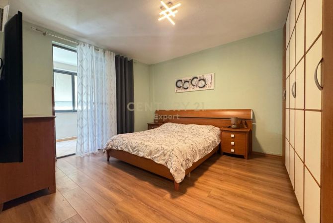 Shtepi me qera Apartament ne Tirane, 1+1, Mobilimi E mobiluar, Pagesa 550  Euro.
