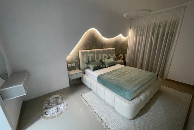 Shtepi ne shitje Apartament ne Tirane, 2+1, Mobilimi E mobiluar, Pagesa 163,000  Euro.