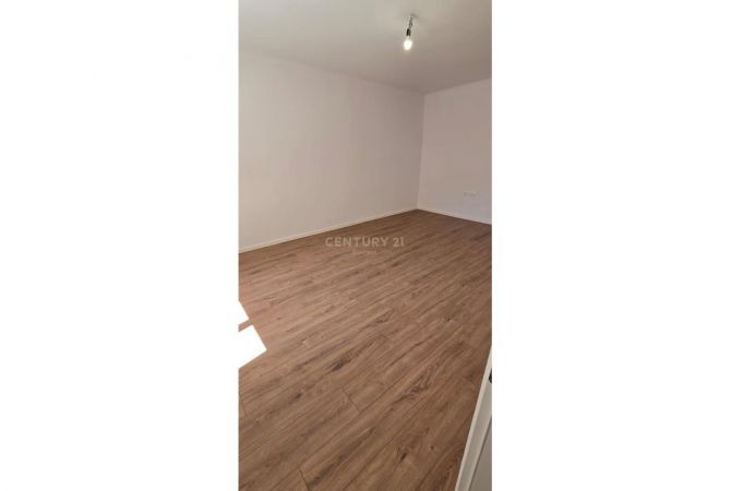 Shtepi ne shitje 1+1 ne Tirane - 110,000 Euro