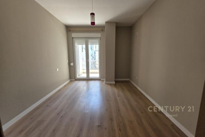 Shtepi ne shitje 1+1 ne Tirane - 155,000 Euro